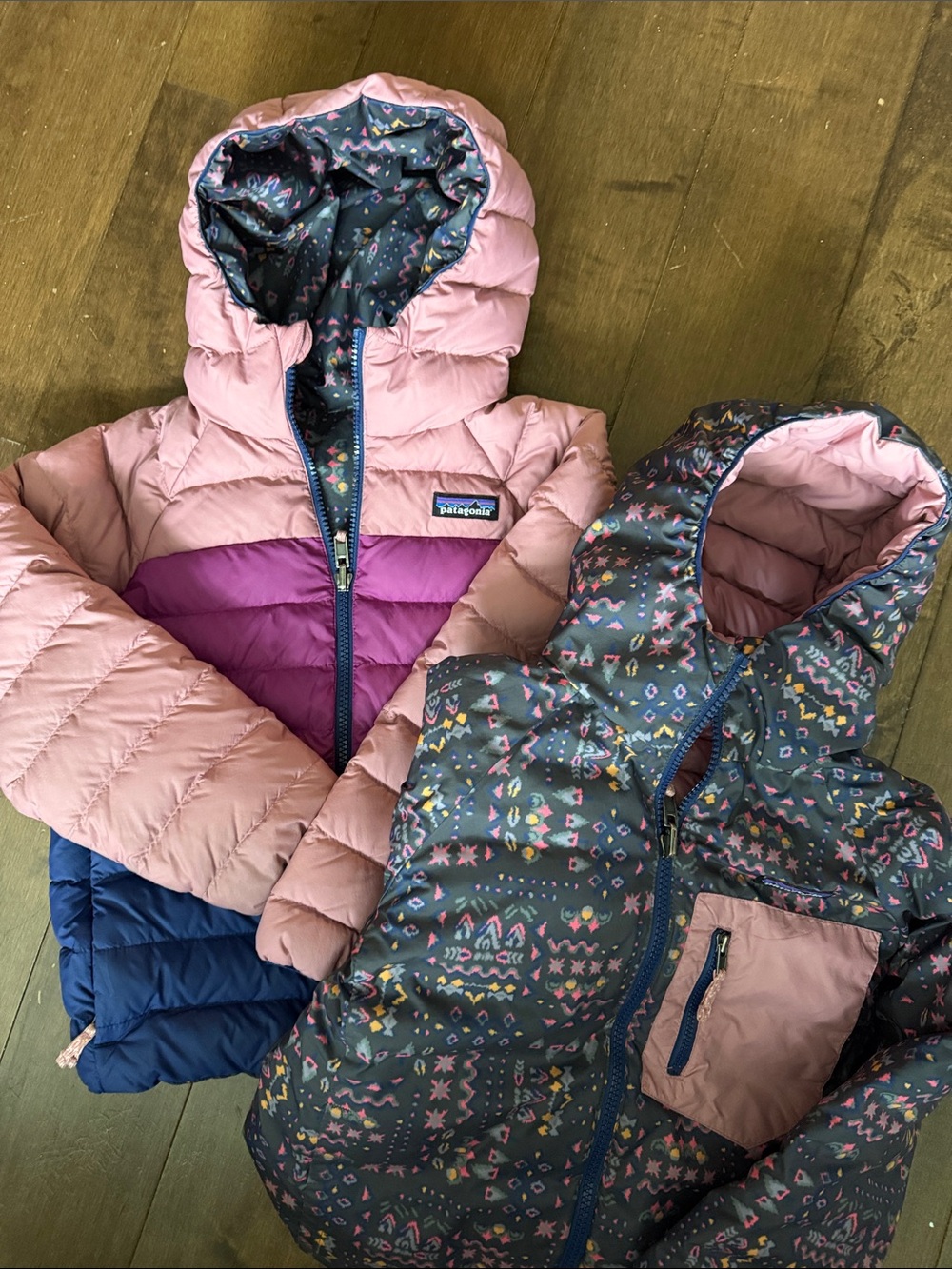 REVERSIBLE!! Patagonia Kids Jacket in Mauve Pink and Plum